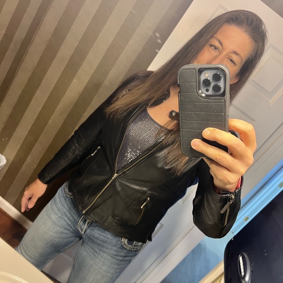 Meet your Posher, Dawn - Picture 2 of 3